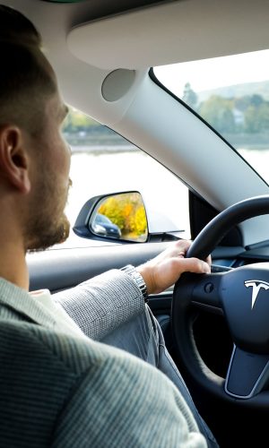 DK-Personenbeförderung_Chauffeurdienst_Rundfahrten_Flughafentransfers_VIP-Shuttle